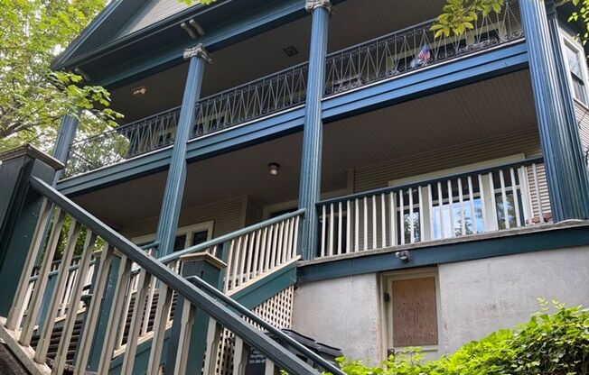 Hall Street Apartments
