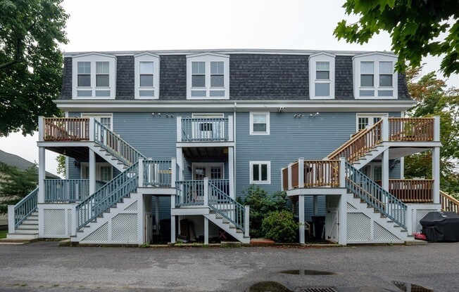 30 ADAMSON ST