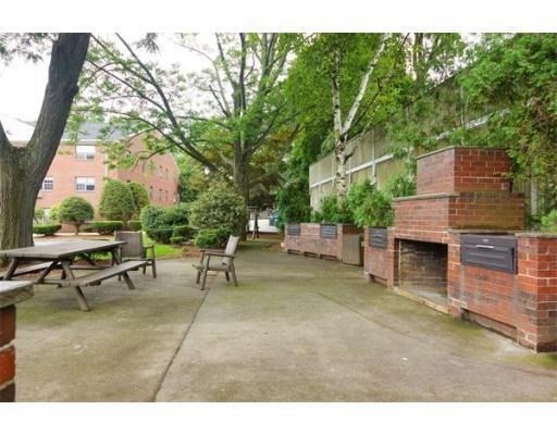 1 bed, 1 bath, 610 sqft, $2,100, Unit 8