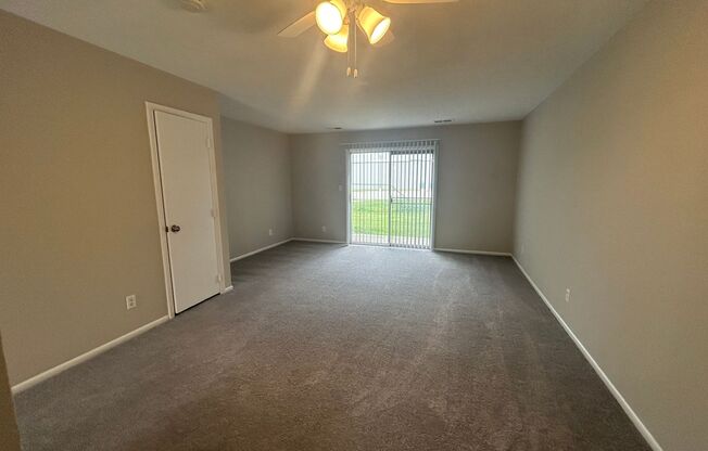 2 beds, 1.5 baths, 1,100 sqft, $1,099