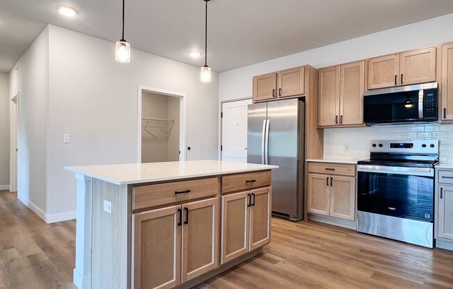 2 beds, 2 baths, 1,178 sqft, $2,200, Unit SC 1408-111