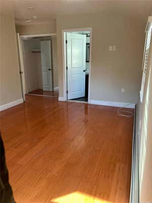 3 beds, 2 baths, $3,200