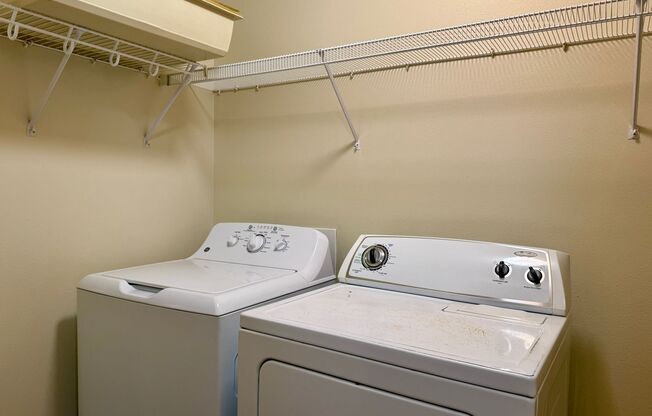 3 beds, 2 baths, 1,207 sqft, $1,275