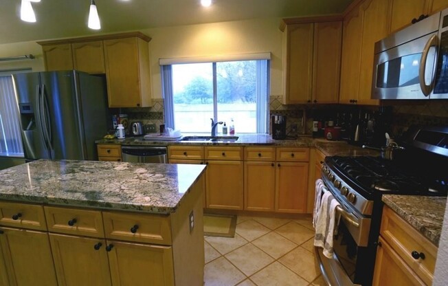 Great One story Home in Steiner Ranch next to Green Belt
