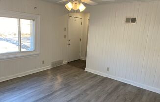 2 beds, 1 bath, $700