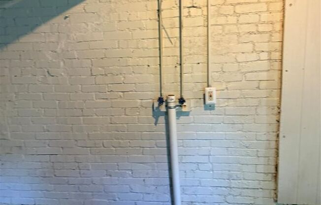 1 bed, 1 bath, 670 sqft, $900, Unit Partridge Ave 1511