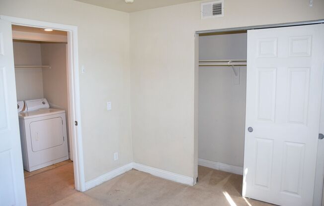 2 beds, 2 baths, $1,375, Unit # 273