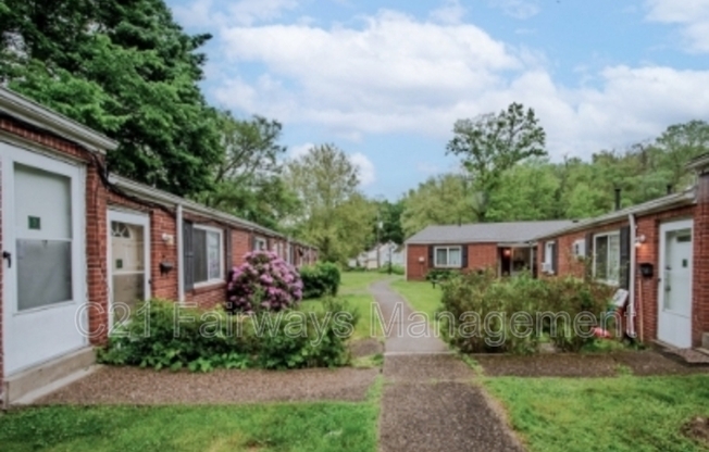1 PENN RDG CT
