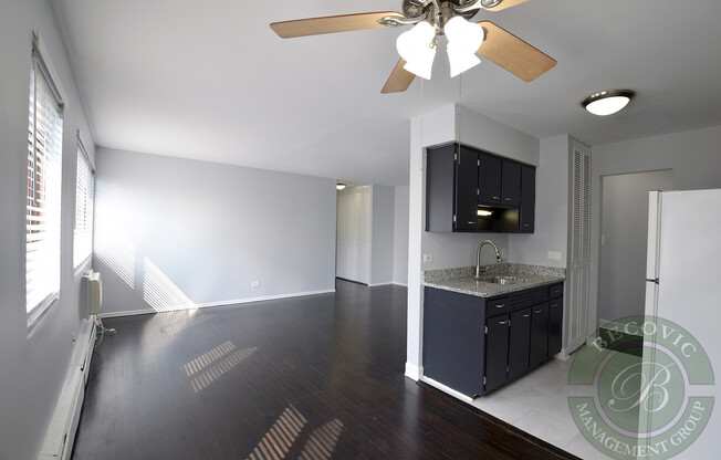 1 bed, 1 bath, 622 sqft, $1,850, Unit 501