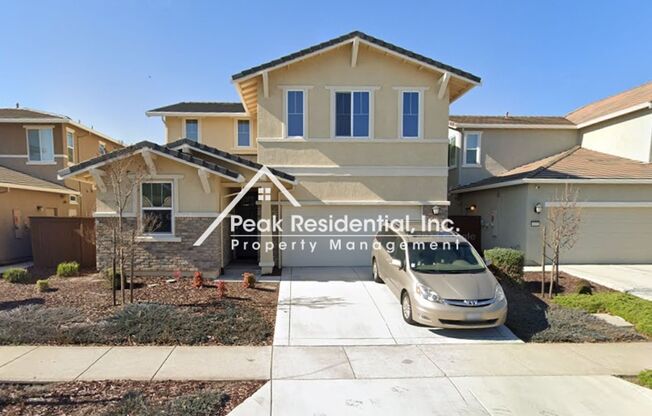 Updated North Natomas 5bd/3ba Home with 2 Car Garage