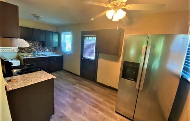 Minutes from Uptown! 100% Renovated!!