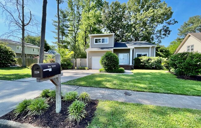 Beautiful 4 bedroom home with updated kitchen! Quartz Counter Tops & Stainless Steel Appliances!