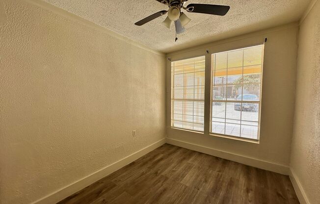 1 bed, 1 bath, 400 sqft, $650