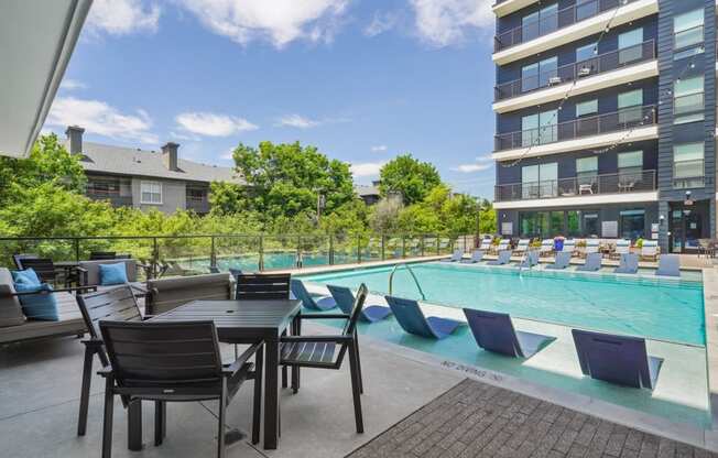 the resort style pool at Knox Heights in Dallas, TX