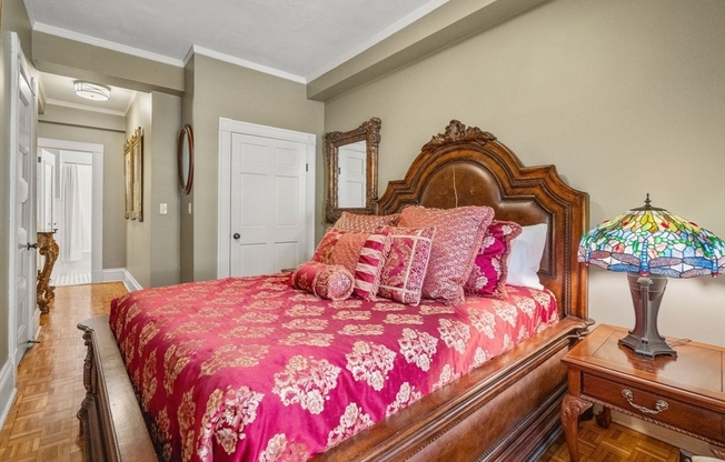 2 beds, 2 baths, 929 sqft, $5,000, Unit 3H