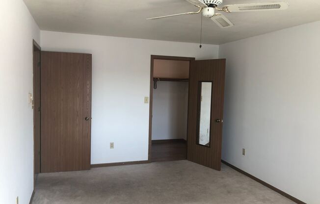 2 beds, 1 bath, 950 sqft, $1,140, Unit 9026/209