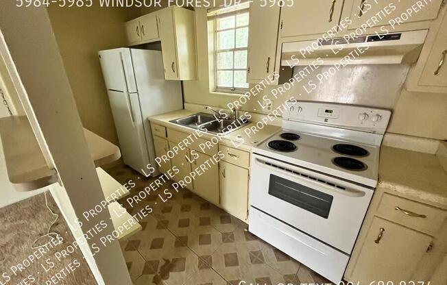 5984 5985 WINDSOR FRST DR