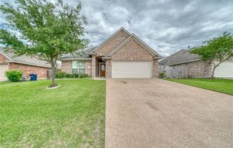 Adorable 3/2 in South College Station! August 2025 Move-in!