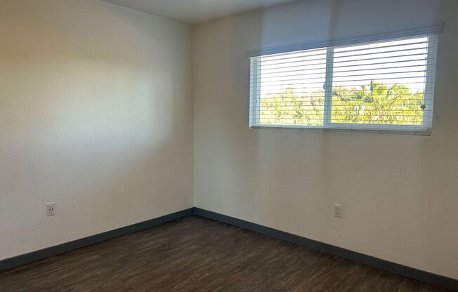 2 beds, 1 bath, 950 sqft, $2,965, Unit C028