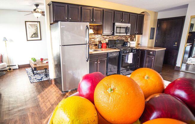 Studio, 1 bath, 494 sqft, $1,199, Unit 416