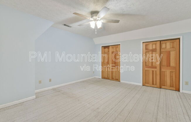 3 beds, 2 baths, 1,248 sqft, $1,750