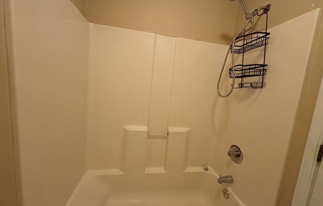 2 beds, 1.5 baths, $1,550