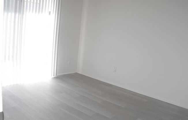 1 bed, 1 bath, 750 sqft, $2,126, Unit Unit 14B