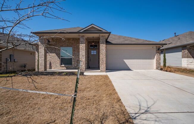 Fantastic 3 Bedroom, 2 Bath Home Near Downtown Hutto