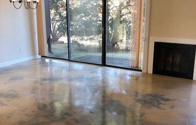 2 SYCAMORE CT