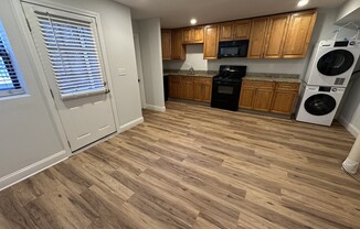 4 Elko St #5