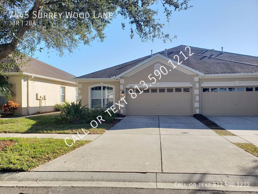 7445 SURREY WOOD LN