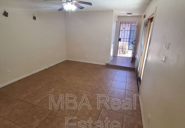 908 S CASITAS DR