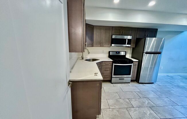 4811 Walnut Street