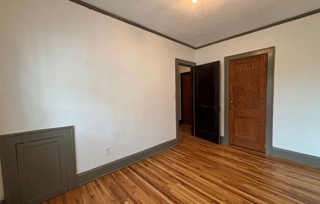 1 bed, 1 bath, 570 sqft, $979, Unit 203