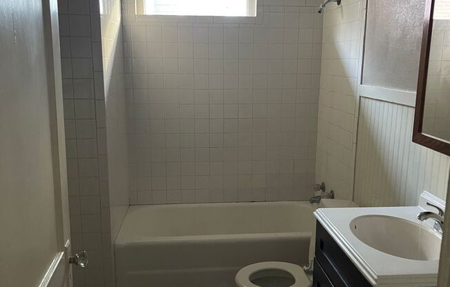 1 bed, 1 bath, $665