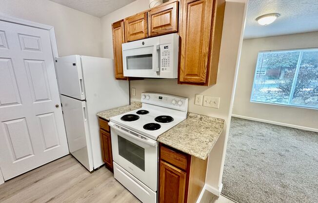 3 beds, 3 baths, 1,280 sqft, $1,850, Unit 503
