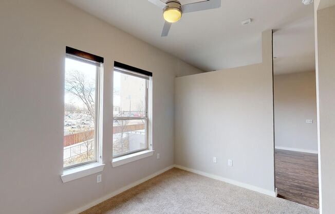 1 bed, 1 bath, 588 sqft, $1,371, Unit 4013