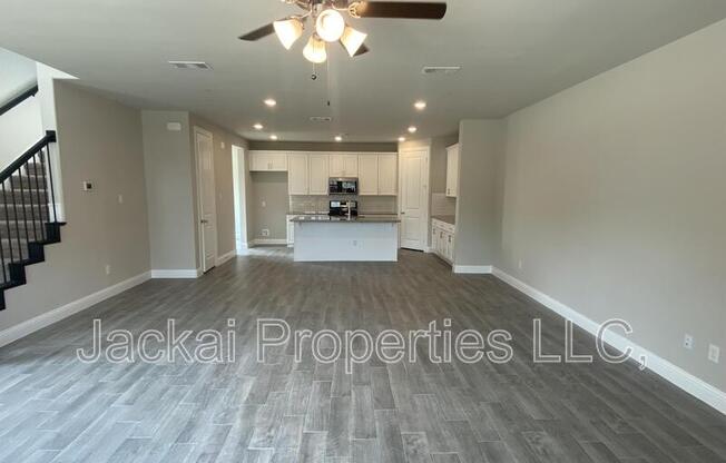 801 Ponds Edge Lane