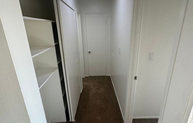 1 bed, 1 bath, 700 sqft, $2,010, Unit 442