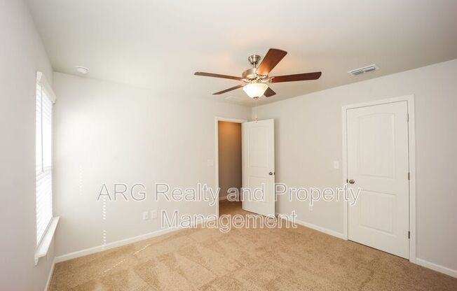 17 CAMELLIA DR