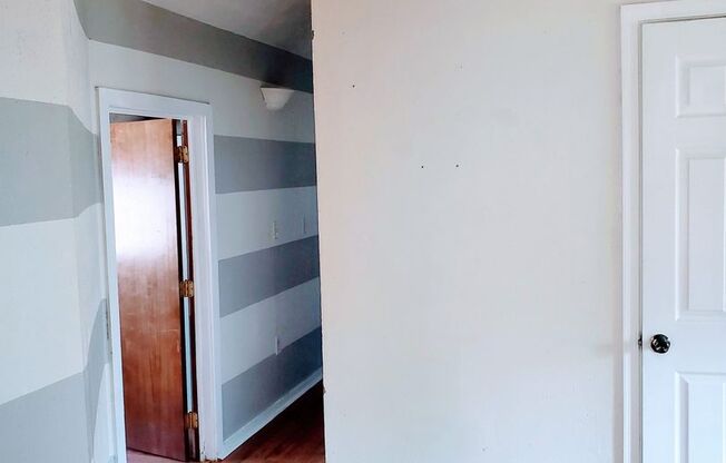 1 bed, 1 bath, $650