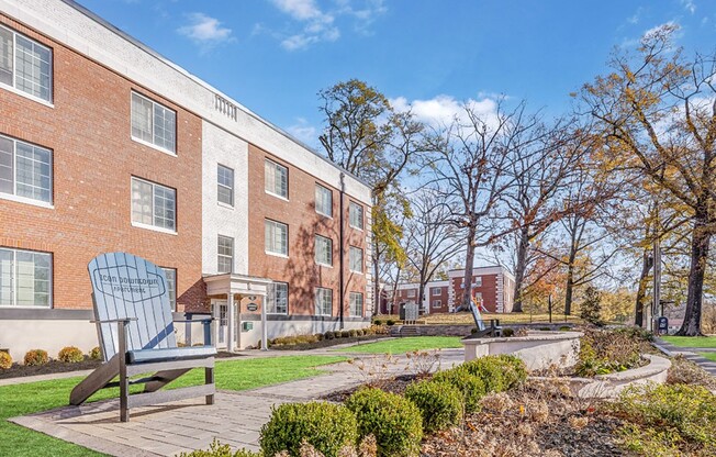 Elevate your lifestyle at Icon Downtown Durham, where modern architecture meets lush green spaces. Enjoy beautifully landscaped grounds just steps from vibrant city life. Explore your new home today and envision your future here.