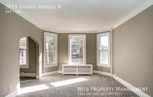2819 GIRARD AVE N