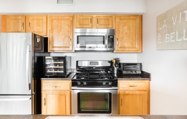 1 bed, 1 bath, 797 sqft, $3,250, Unit 404