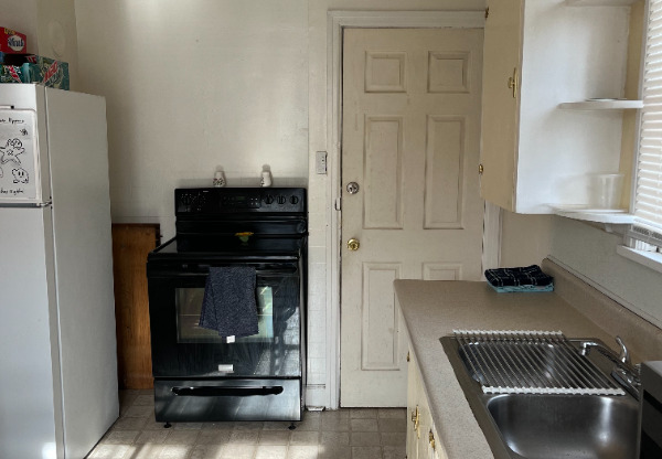 2110 10 AVE