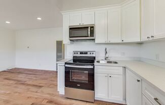 329 LESTER AVE