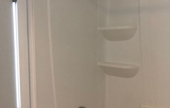 2 beds, 1 bath, $1,999, Unit 220