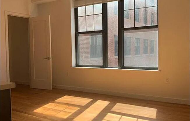 1 bed, 1 bath, $3,700, Unit 2J