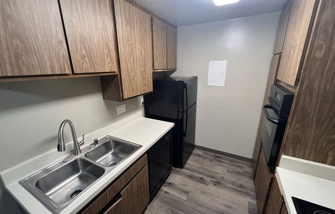 1 bed, 1 bath, 748 sqft, $2,100, Unit 021