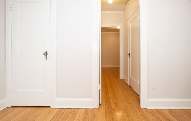 1 bed, 1 bath, 550 sqft, $1,425, Unit 704